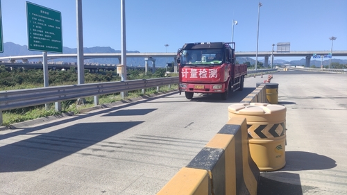 Laatste bedrijfscasus over Wegen en testen bij de ingang van de Beijing Expressway